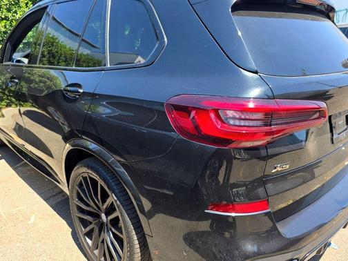 2023 BMW X5 M50i