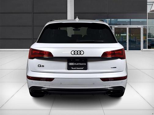 2022 Audi Q5 45 S line Prestige