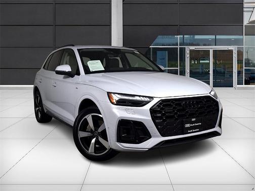 2022 Audi Q5 45 S line Prestige