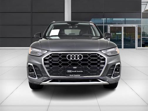 2024 Audi Q5 45 S line quattro Premium