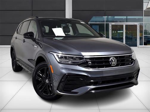 2022 Volkswagen Tiguan 2.0T SE R-Line Black