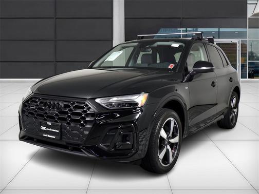 2022 Audi Q5 45 S line quattro Premium