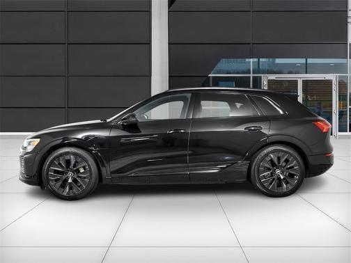 2024 Audi Q8 e-tron Premium