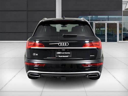 2024 Audi Q5 e 55 S line quattro Premium