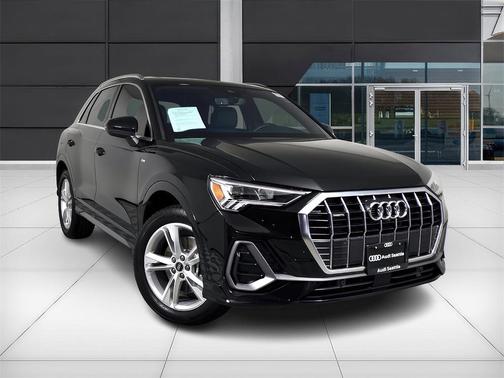 2024 Audi Q3 45 S line Premium