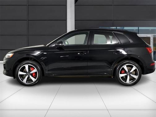 2024 Audi Q5 45 S line quattro Premium