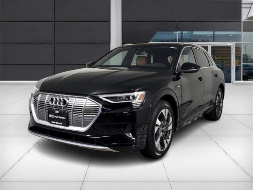 2022 Audi e-tron Premium
