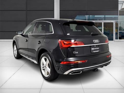 2024 Audi Q5 e 55 S line quattro Premium