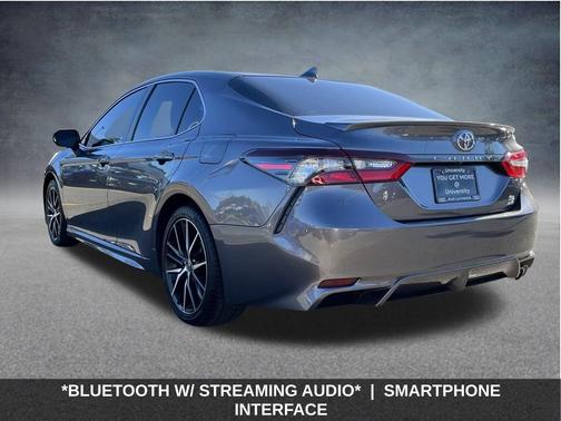 2022 Toyota Camry 