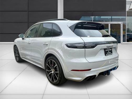 2021 Porsche Cayenne GTS