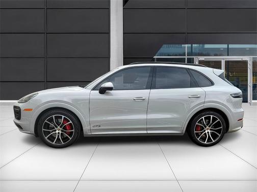 2021 Porsche Cayenne GTS