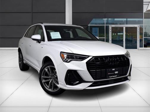 2024 Audi Q3 45 S line Premium