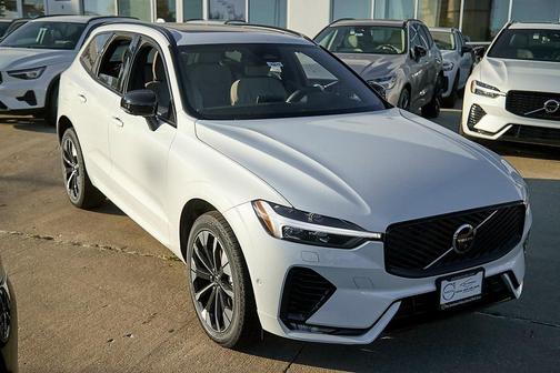 2026 Volvo XC60 B5 Plus