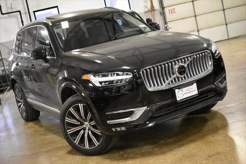 2025 Volvo XC90 Plus