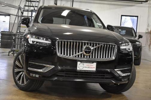 2025 Volvo XC90 Plus