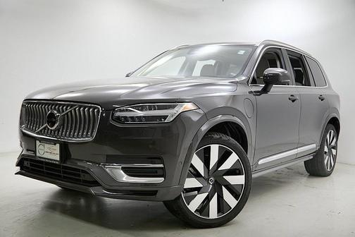 2023 Volvo XC90 Recharge Plug-In Hybrid T8 Ultimate Bright Theme 7-Seater