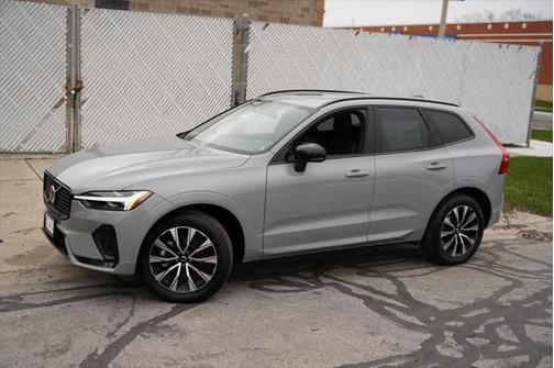 2025 Volvo XC60 Core