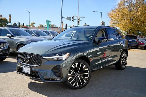 2026 Volvo XC60 B5 Ultra