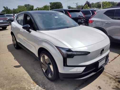 2025 Volvo EX30 Twin Motor Plus
