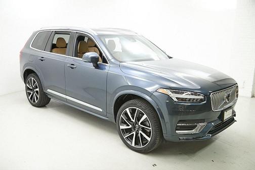 2024 Volvo XC90 B6 Ultimate Bright Theme 7-Seater