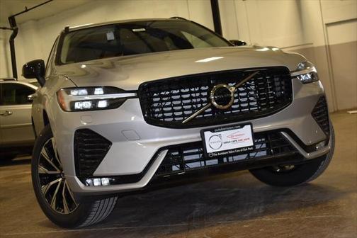 2025 Volvo XC60 B5 Core