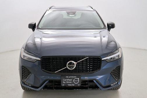 Denim Blue Metallic 2025 Volvo XC60 B5 Plus