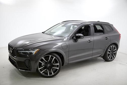 2025 Volvo XC60 Plug-In Hybrid T8 Ultra