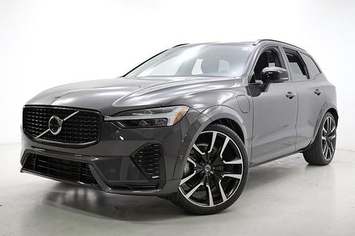 2025 Volvo XC60 Plug-In Hybrid T8 Ultra