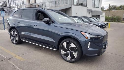 2025 Volvo EX90 Twin Motor Plus