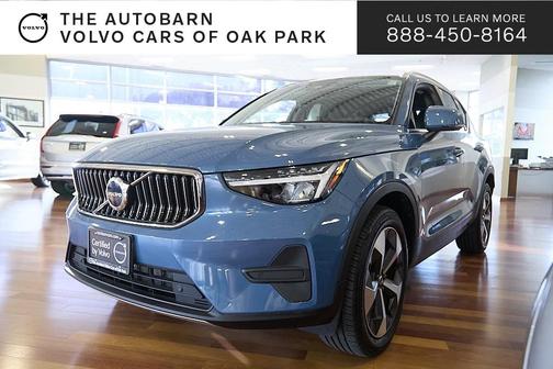2024 Volvo XC40 B5 Core Bright Theme
