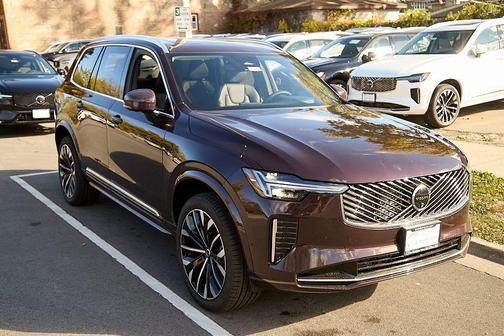 2026 Volvo XC90 B5 Ultra 7-Seater