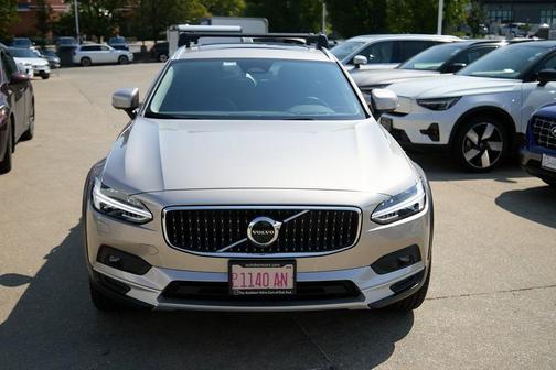 2026 Volvo V90 Cross Country Ultra
