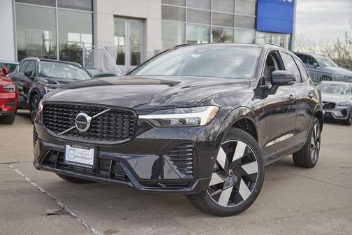 2025 Volvo XC60 Plug-In Hybrid Plus