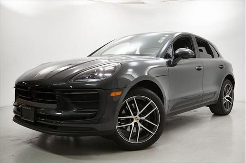 2022 Porsche Macan Base
