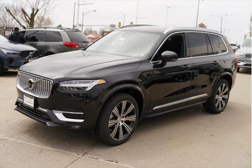 2025 Volvo XC90 Plus