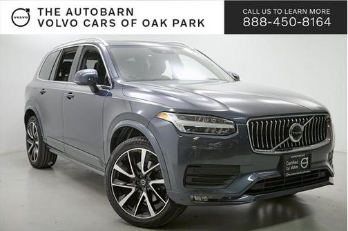 2022 Volvo XC90 T6 Momentum