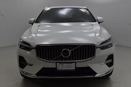 2022 Volvo XC60 Recharge Plug-In Hybrid T8 Inscription