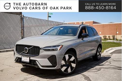 2025 Volvo XC60 Plug-In Hybrid T8 Plus