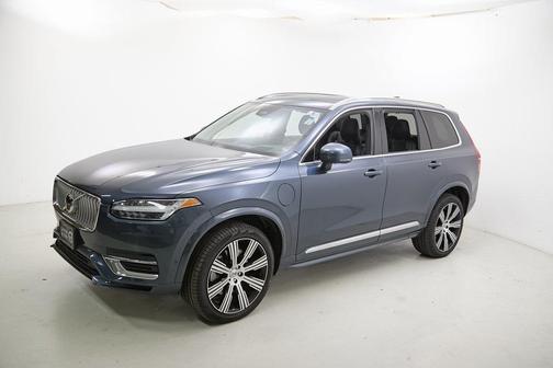2024 Volvo XC90 Recharge Plug-In Hybrid T8 Ultimate Bright Theme 7-Seater