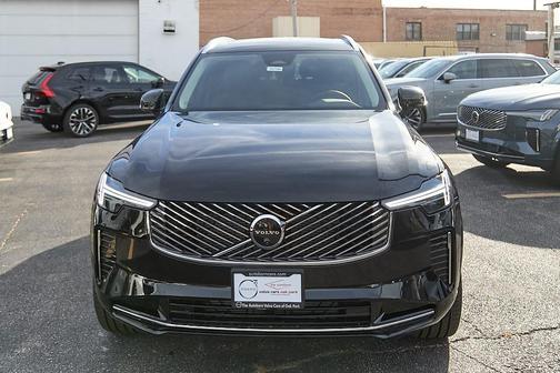 2026 Volvo XC90 B6 Plus 7-Seater