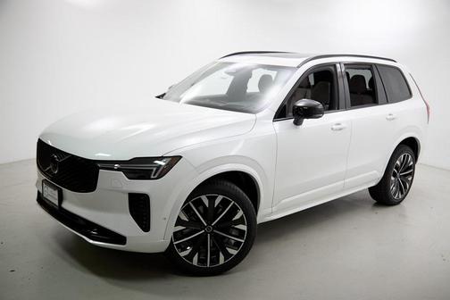 2026 Volvo XC90 B6 Ultra Dark Theme 7-Seater