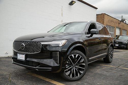 2026 Volvo XC90 B6 Plus 7-Seater