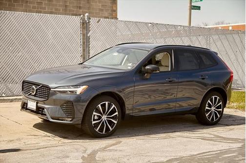 2025 Volvo XC60 B5 Plus