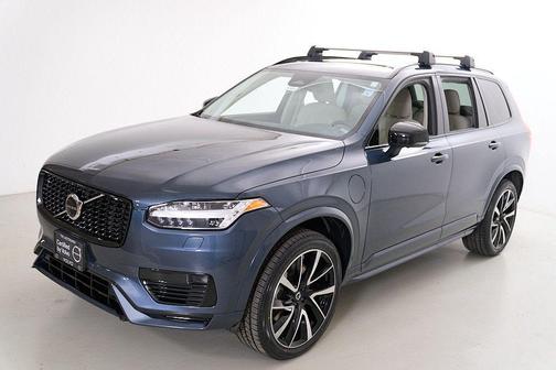 Denim Blue Metallic 2023 Volvo XC90 Recharge Plug-In Hybrid T8 Plus Dark Theme 7-Seater