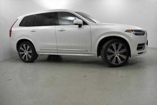 2025 Volvo XC90 Plug-In Hybrid T8 Plus 7-Seater
