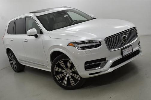2025 Volvo XC90 Plug-In Hybrid T8 Plus 7-Seater