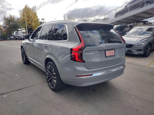 2026 Volvo XC90 B6 Plus 7-Seater