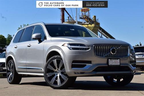 2025 Volvo XC90 Ultra Bright Theme
