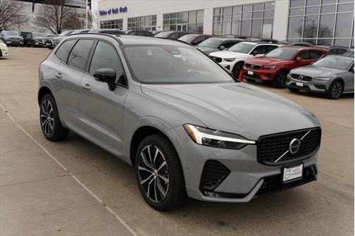 2025 Volvo XC60 B5 Plus