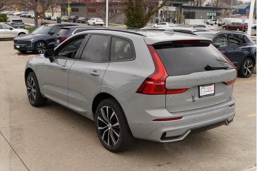 2025 Volvo XC60 B5 Plus